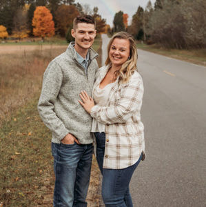 Meet your Posher, Elise